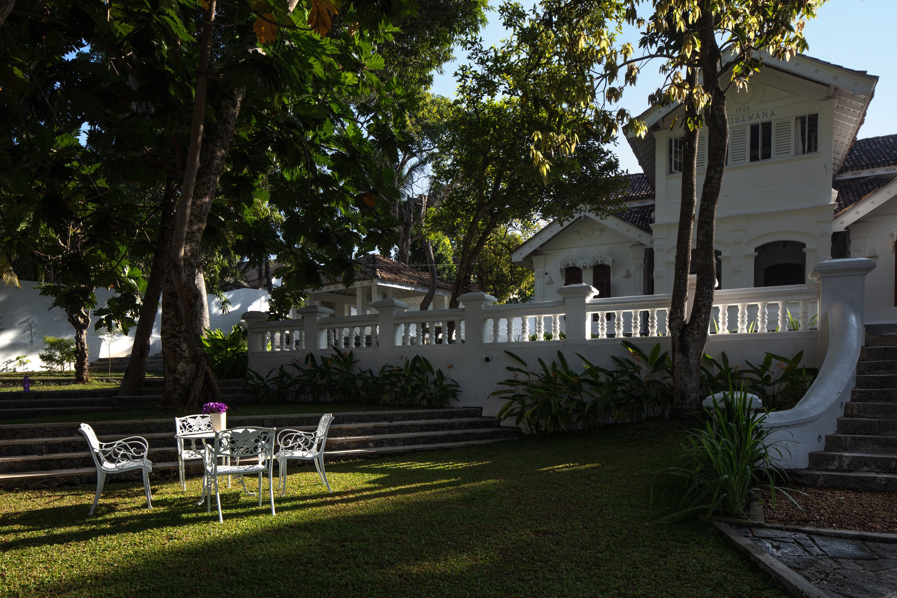 ARCHITECTURAL - RIVER HOUSE